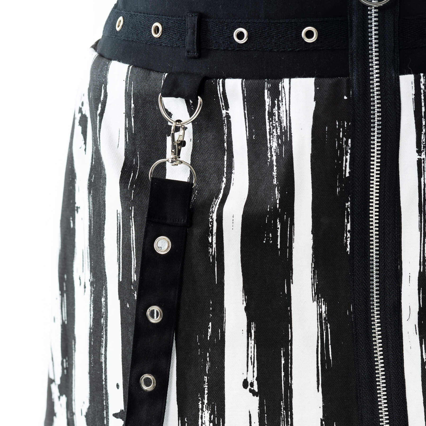 Chemical Black Showtime Skirt – Black & White Gothic Stripe Mini Skirt | Alternative Punk Skirt - Rockinredfox