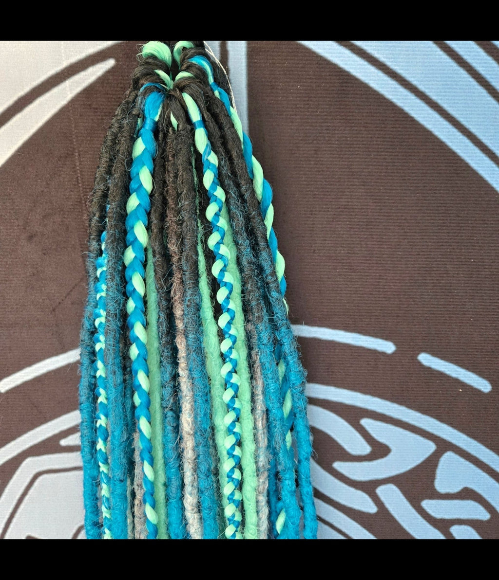 Handmade Kanekalon Synthetic Dreadlock Set – 30 SE Dreads & Braids | Ocean Blue Festival Hair Extensions 24" | RavenDreadz - Rockinredfox