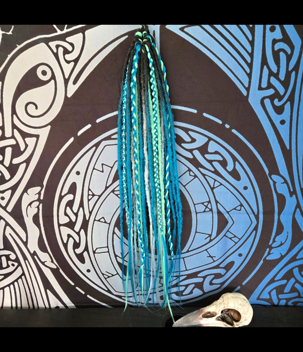Handmade Kanekalon Synthetic Dreadlock Set – 30 SE Dreads & Braids | Ocean Blue Festival Hair Extensions 24" | RavenDreadz - Rockinredfox