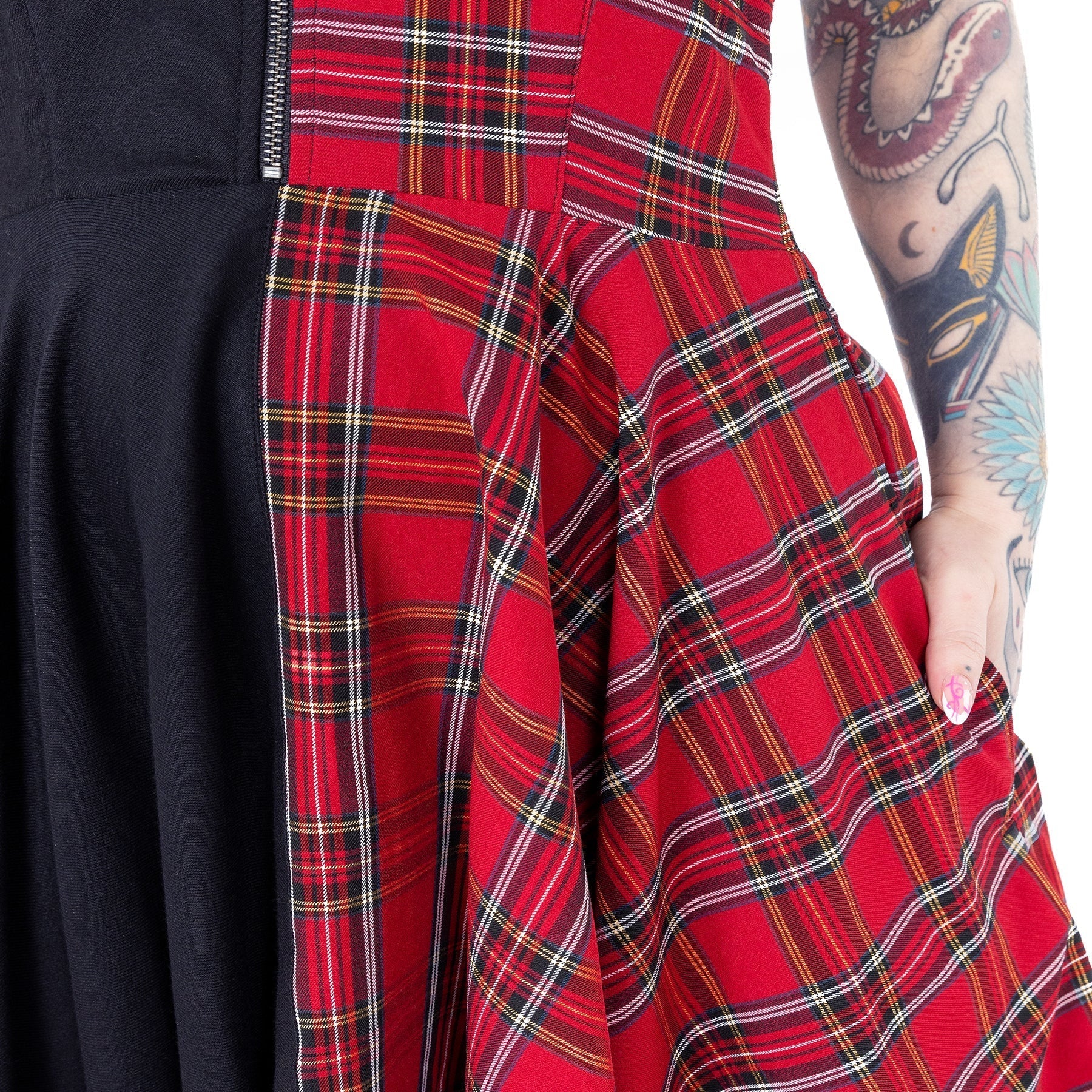 Heartless Dione Dress Black Red Tartan Gothic Punk Skater Dress - Rockinredfox