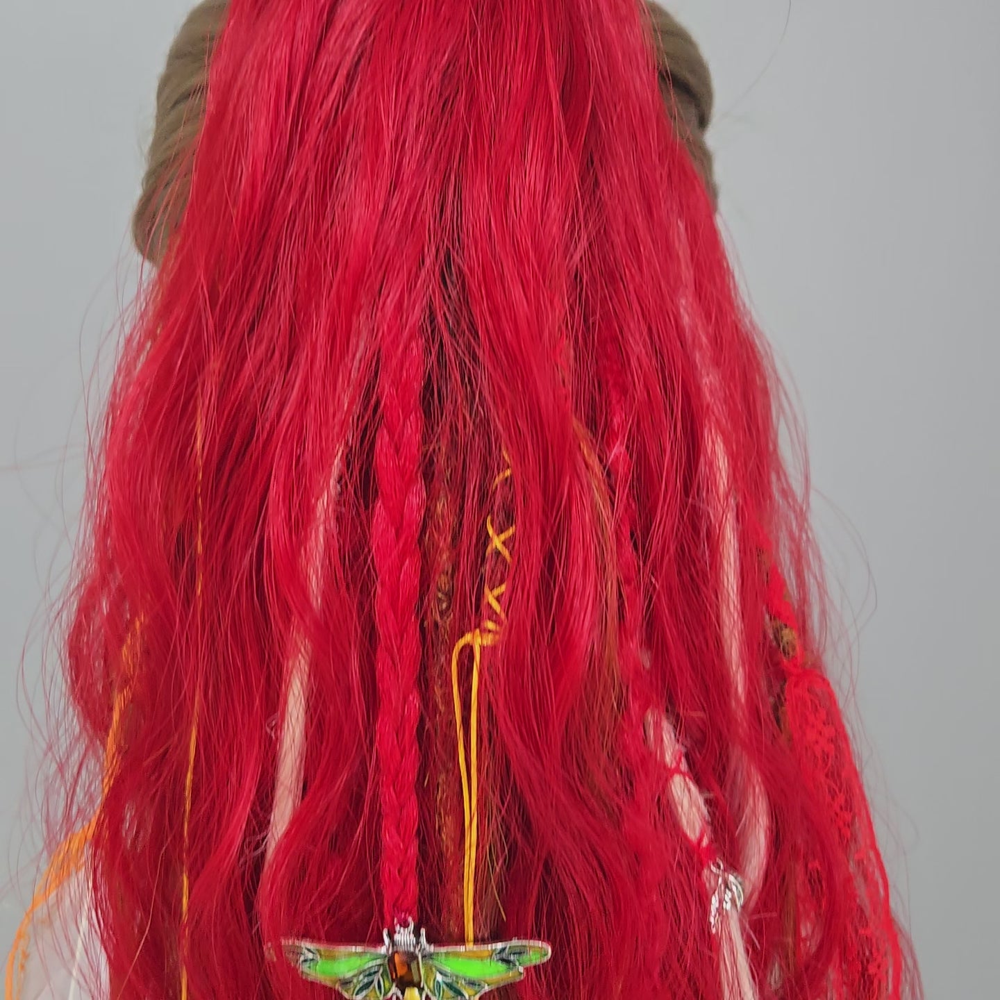 Sunfire Claw Clip Hair Set 28 Inch Synthetic Hair Piece