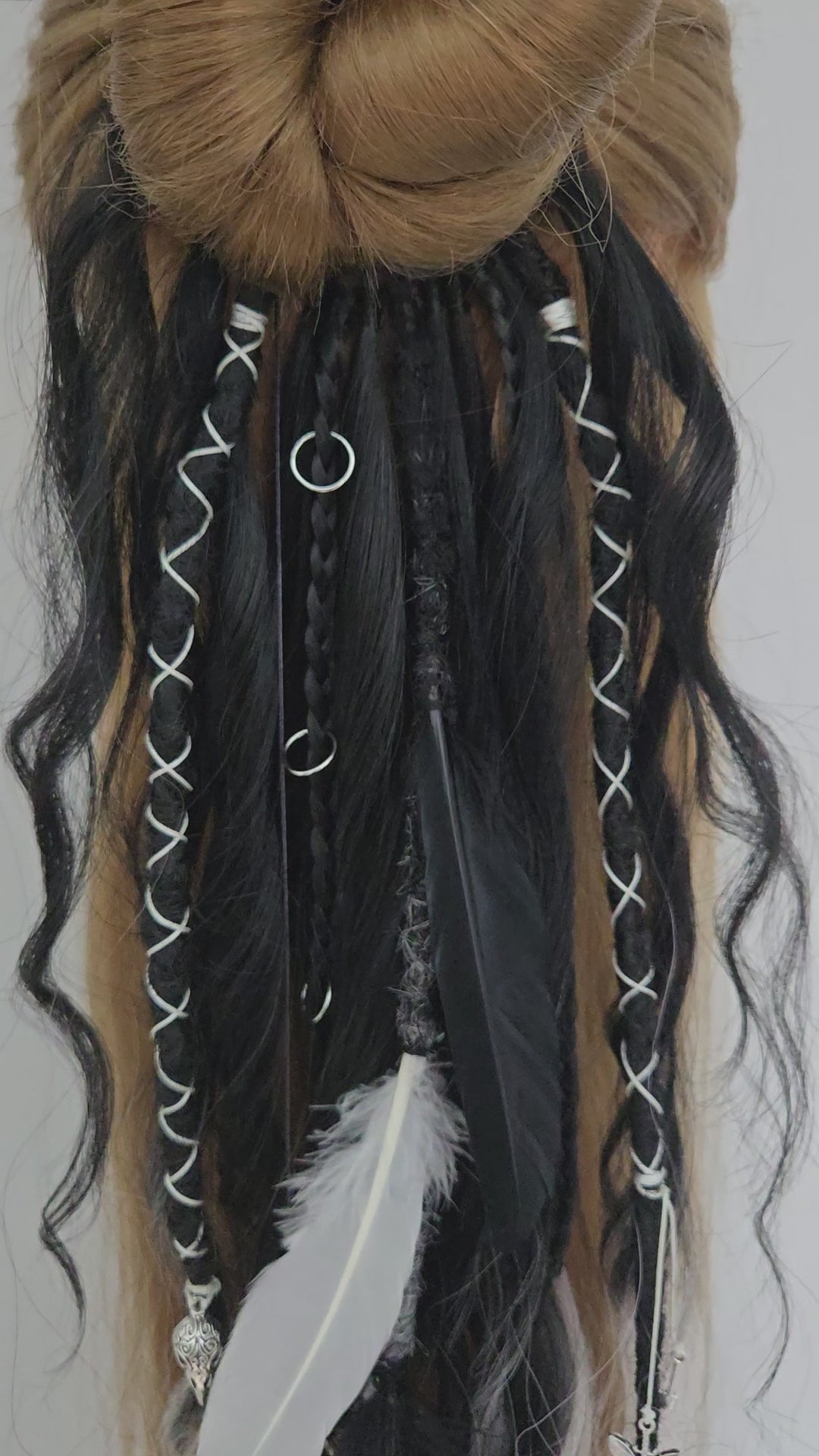 Frost Raven Wavy Dread Bobble 24 Inch Synthetic Hair Tie