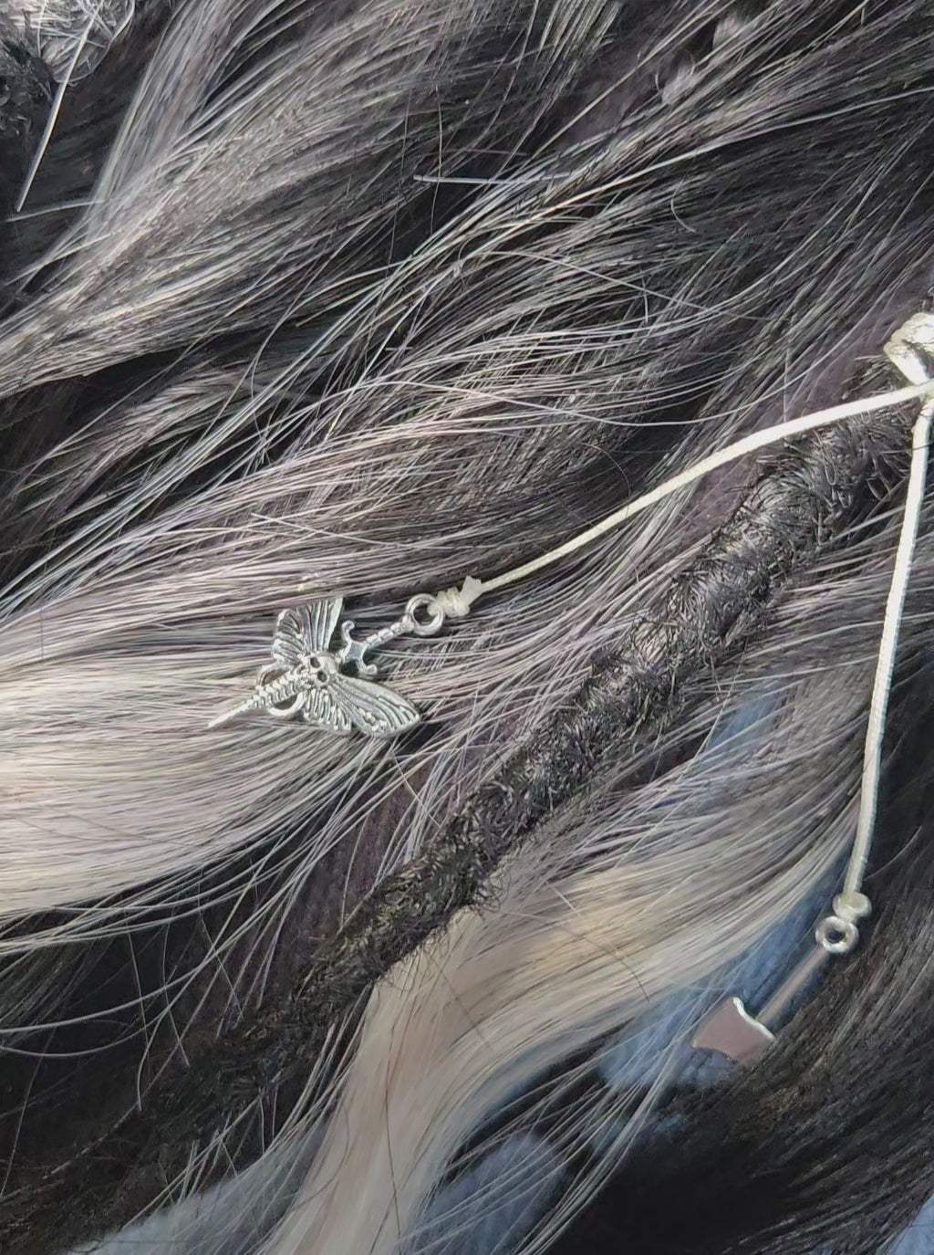 Frost Raven Wavy Dread Bobble 24 Inch Synthetic Hair Tie