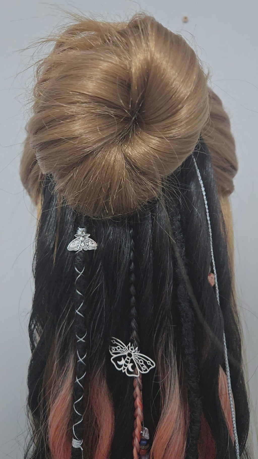 Bifröst Wavy Dread Bobble 24 Inch Synthetic Hair Tie