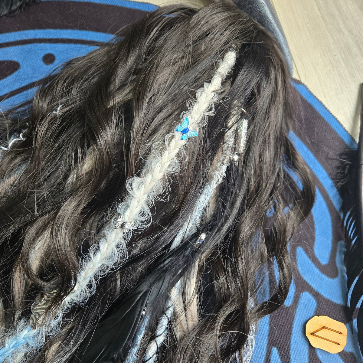 RavenDreadz Midnight Frost 26" Black Blue Fantasy Claw Clip Hair Piece - Rockinredfox