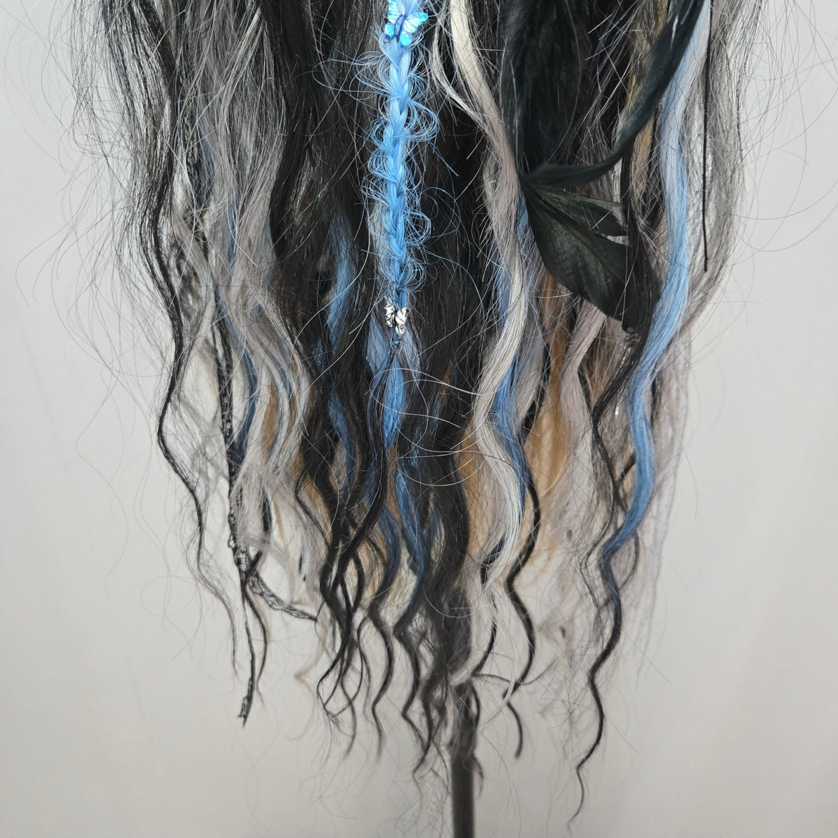 RavenDreadz Midnight Frost 26" Black Blue Fantasy Claw Clip Hair Piece - Rockinredfox
