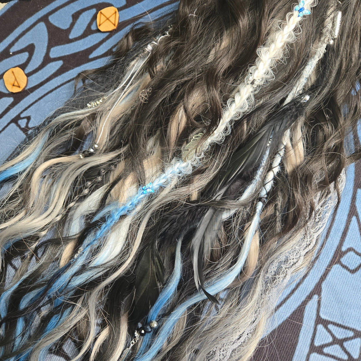 RavenDreadz Midnight Frost 26" Black Blue Fantasy Claw Clip Hair Piece - Rockinredfox