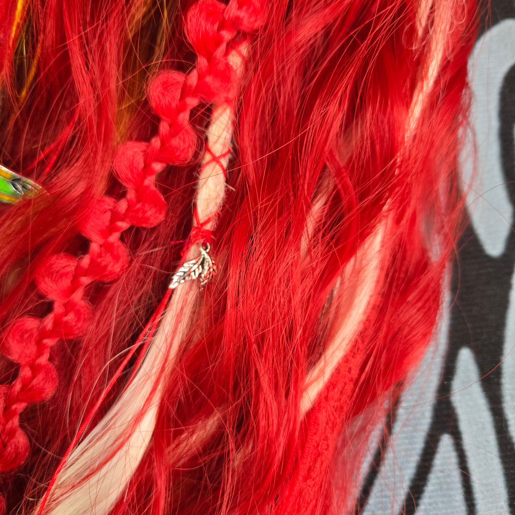 Sunfire Claw Clip Hair Set 28 Inch Synthetic Hair Piece