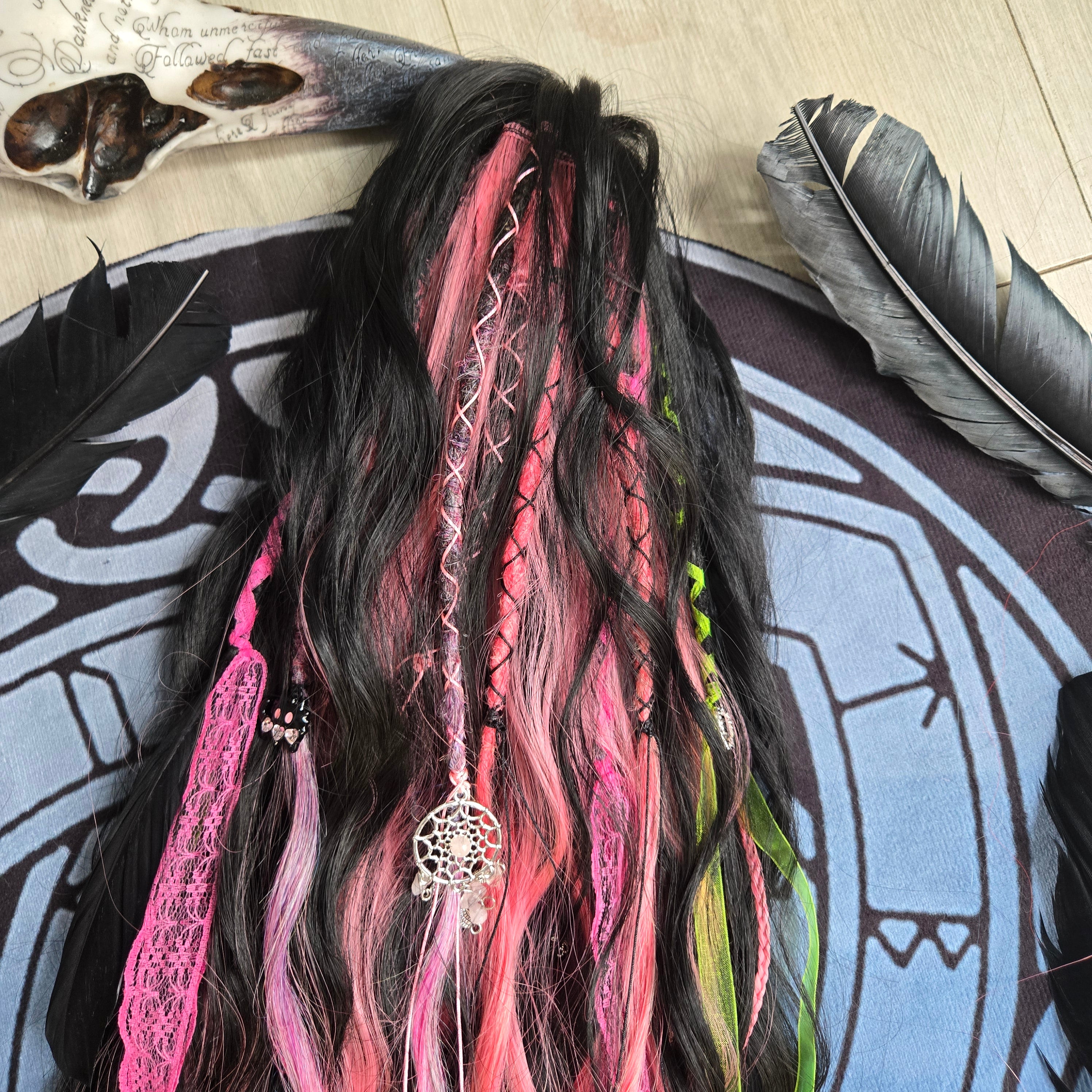 Pink Venom Claw Clip Hair Set 28 Inch Synthetic Hair Piece
