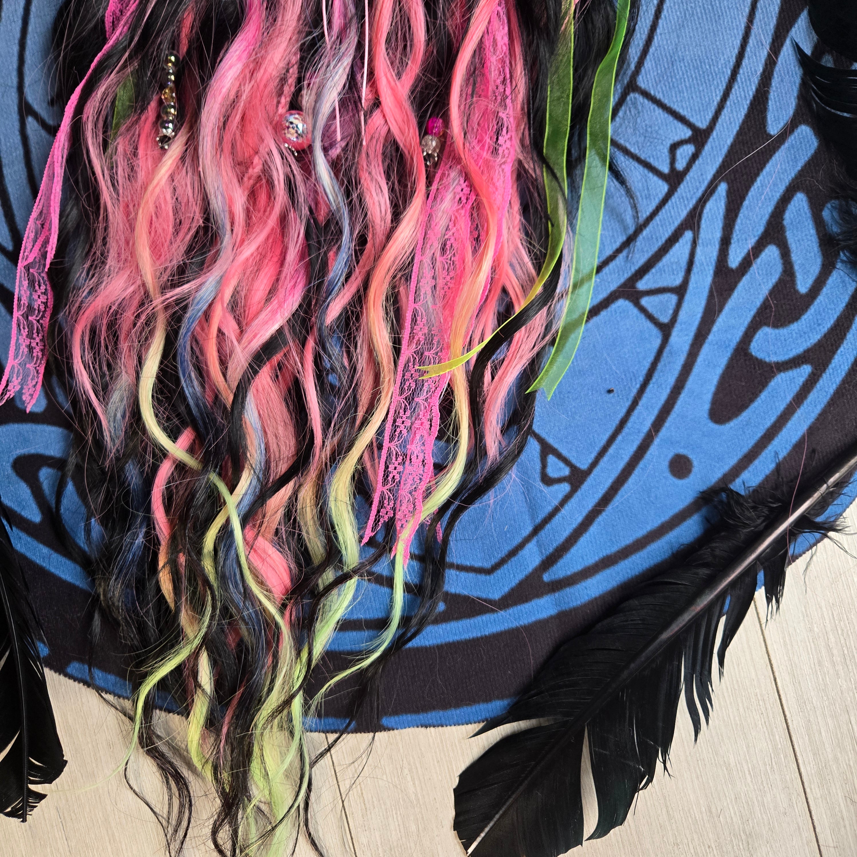 Pink Venom Claw Clip Hair Set 28 Inch Synthetic Hair Piece
