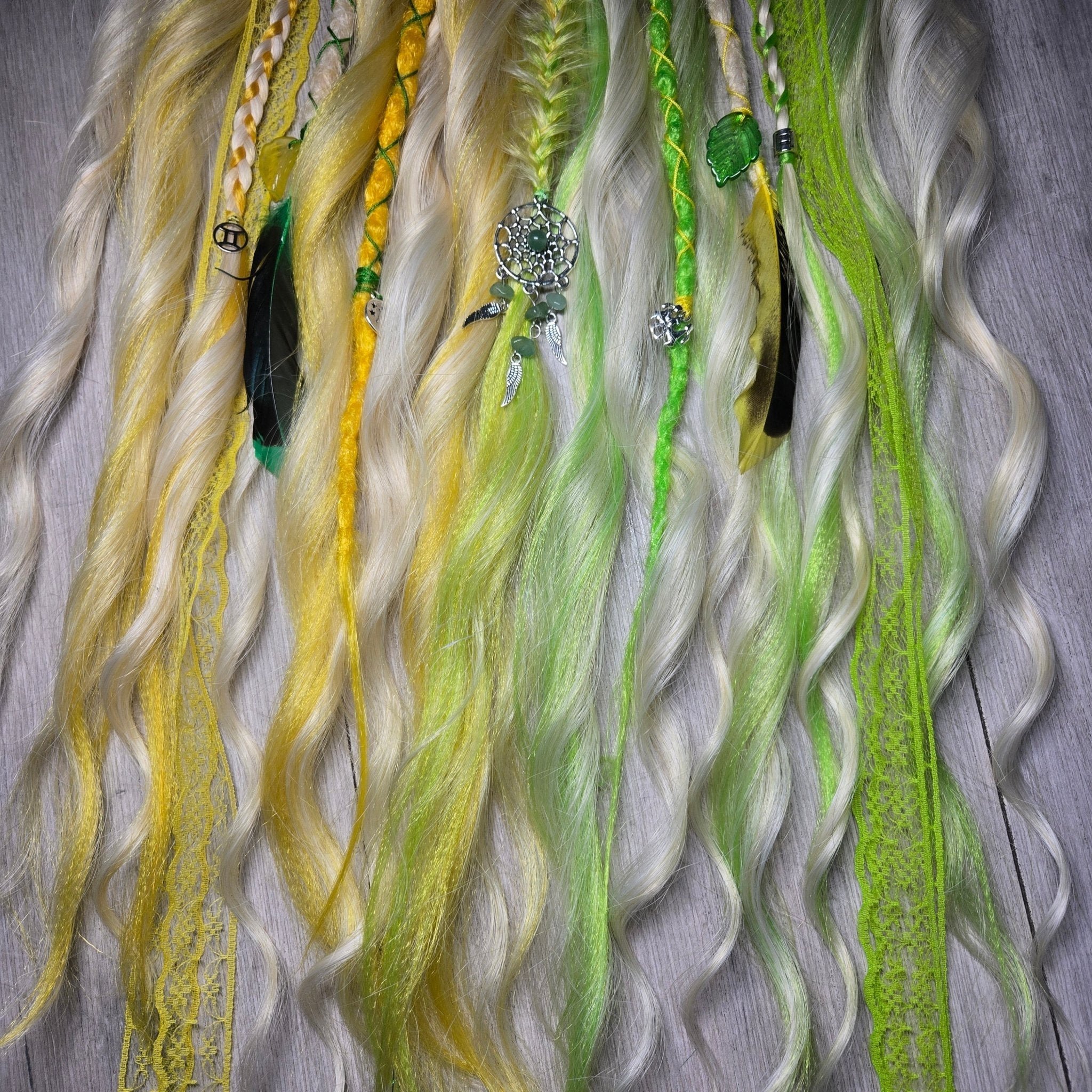 Sunlit Gemini Wavy Dread Bobble 24 Inch Synthetic Hair Tie - Rockinredfox