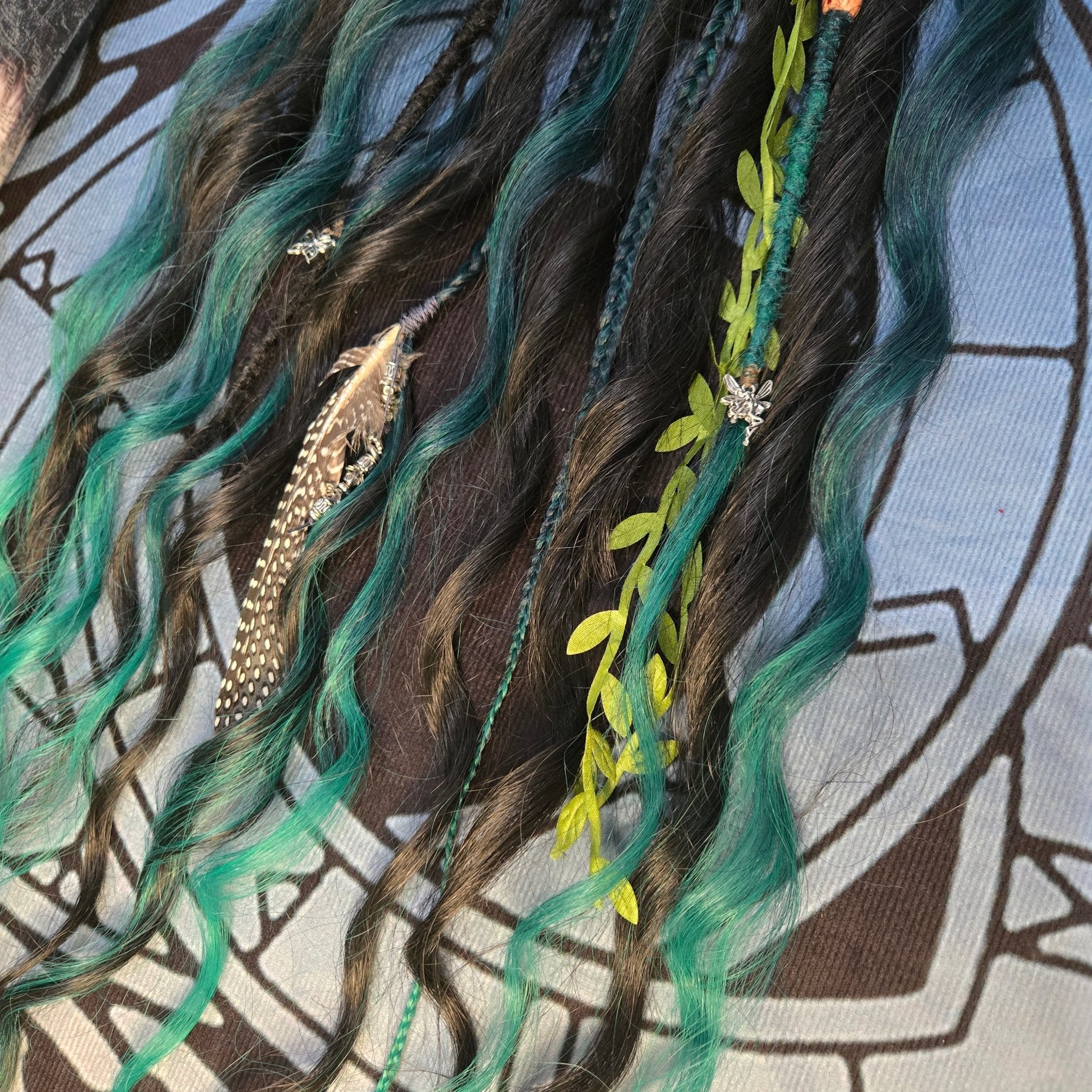 Woodland Wavy Dread Bobble 24 Inch Synthetic Hair Tie - Rockinredfox